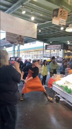 Seattle's Famous Pike Place Market FISH THROWING