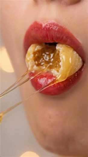 👄 Dripping Honey Mochi ASMR 🍯 Satisfying Bite