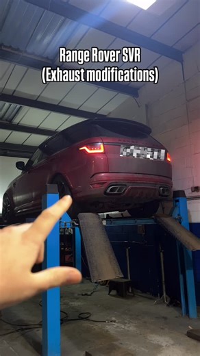 RGS on Instagram: "We modified this Range Rover SVR’s factory exhaust system by removing the centre resonator, and replacing it with a 304 stainless steel X-pipe, it certainly helped bring out the growl of this 5.0 V8 engine!🦁🚀 #exhaust #svr #rangerover #jaguarlandrover"