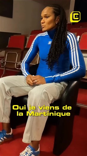 Épisode disponible sur Youtube 💛 ⚽️ #football #interview #wendierenard #foot