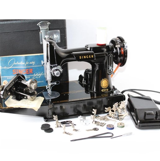 1956 Singer 221 Featherweight Sewing Machine With Pinking Attachment & Sewing Attachments - Etsy
