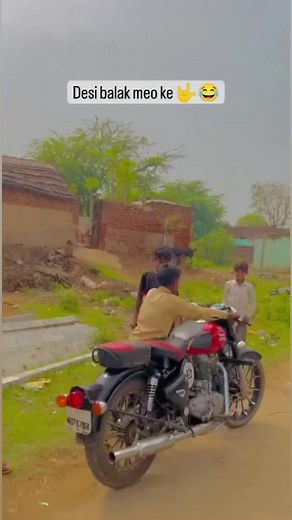 4K views · 47 reactions | Desi ladka swag 蘭 #reel #reels #ladka #desiladka #viral #bike #bullet #swag #public #haha #memes | Kashif Raza | Facebook