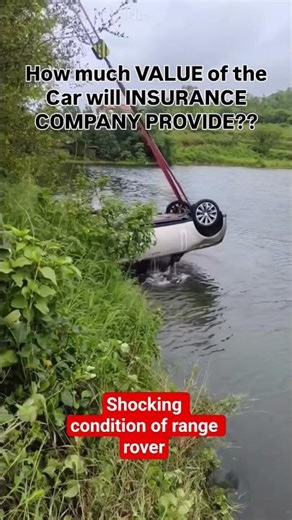 Range Rover Falls into River | Unbelievable Scene! #rangerover #rangerovercrash #landrover