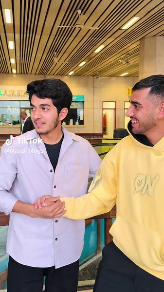 Czn Ko Airport Se Pick Krna Bhool Gaya 😭 | 3 Hours Zalaleel Howa 😤#contentcreator #lahore #foryou #dontunderreviewmyvideo #tiktokteamviralmyvideo