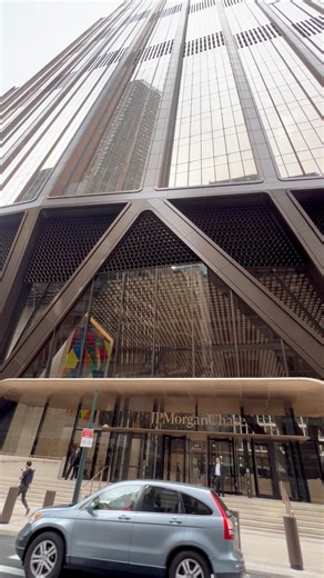 JPMORGAN CHASE is an USA 🇺🇸 multinational financial corporation headquartered in New York City #JPMorgan #chase #finance #corporations #headquarters #newyorkcity | New York Beauty
