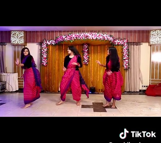 holud Dance performance #holuddanceperfomence #bridedance #holuddanceperfomence #foryou #fy #fyp