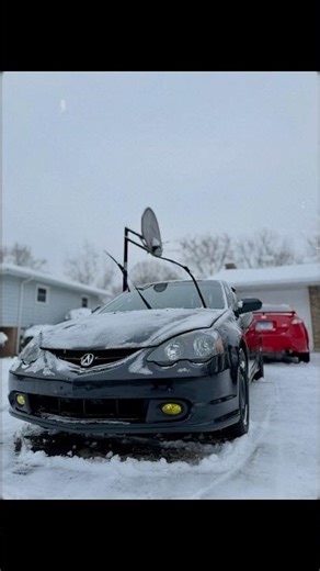 DC5 + FG2 in the snow—two builds, zero chill