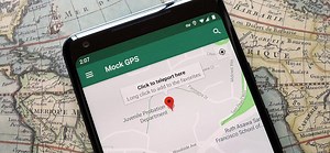 Como instalar dispositivos de rastreamento GPS em um telefone celular?