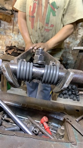 Single Wire to Double Power Spring 🔥 Grass Cutter Machine Spring Making