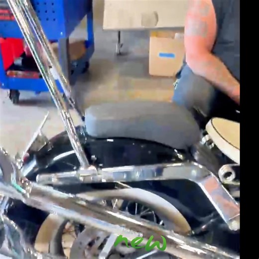 🎥🛠️ Pro Street Cycles RVA | Pop-Up Video 🛠️🎥 🔧 Working on a Softail 💭 Talking Shovelheads — tips, insights, and a little something to think about 🏁 Plus: Featured consignment bikes ready to roll 🎬 www.prostreetcyclesrva.com #ProStreetCycles #RVA #ShovelheadThoughts #ConsignmentBikes #GarageTalk #MotorcycleKnowledge #BikeLife #BuiltNotBought #HarleyDavidson #WrenchLife #PopUpVideo #GoodMorningRVA | Pro Street Cycles RVA