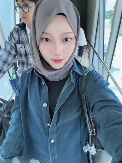 安娜ᰔ (@anandaasihh)’s videos with original sound - 𝓋𝒶𝓃𝓃𝒶 𝒸𝒽𝑒𝓇