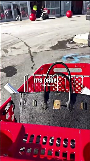 “Joe Rogan Reveals Target’s #1 Stolen Item… And It’s Not What You Think 👀”