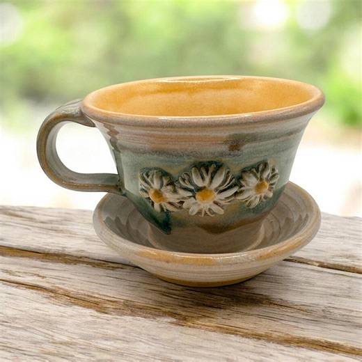 Ceramic Daisy Coffee Pour Over, Dripper, Handmade. - Etsy
