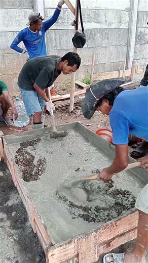 mixing the concrete mixture.