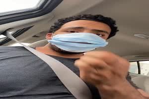 sieht lustig aus mit Maske - witziges Video über Corona