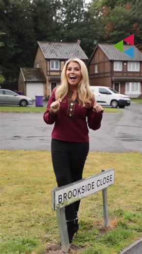 Enjoy, Behind The Scenes Footage of Brookside's Return Tonight. | Brookside Close