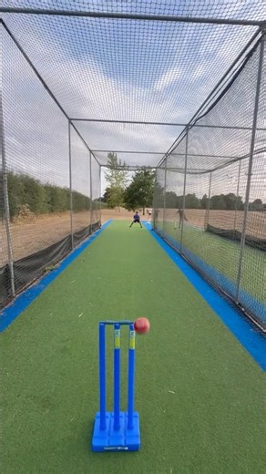 Wrist Spin Bowling in the Cricket Nets 🔥 Attacking the Off Stump Leg Spin Bowling & Cricket Training