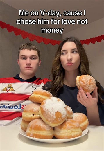 #valentinesday #fyp #love #money @CRASH ADAMS 🚀