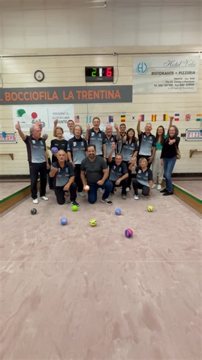 Sargento Junkes on Instagram: "TBT Trento, jogando bocha com a Italianada, será que fui bem? As regras mudam bastante, mas a lógica é a mesma. Foi uma excelente experiência e fomos muito bem recebidos pela G.S. BOCCIOFILA LA TRENTINA. Muito obrigado! Sempre lembrando que logo teremos um mini documentário sobre essa jornada e todas as curiosidades e aprendizados sobre os 150 anos da grande imigração italiana para o Vale Europeu. Produção de @spry.up com patrocínio de @unifiqueoficial #bocha #tren