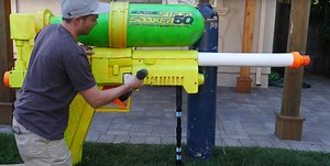 Ex-NASA Engineer Build's World's Largest Super Soaker, And It's 'Basically A Bomb' - BGR