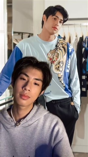 Reply to @pppieee #fyp I DONT SEE IT AHAHAH i think its jus the eyebrows