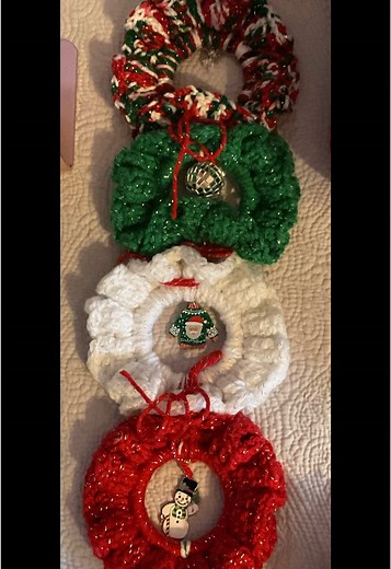 #crochet #calwithme #happyrockcrafts