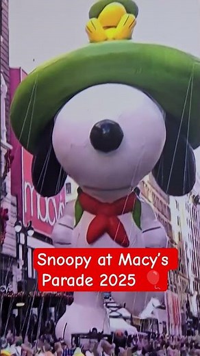 PEANUTS Snoopy! Snoopy and Woodstuck Balloon Float at 2025 Macy’s Thanksgiving Day Parade.