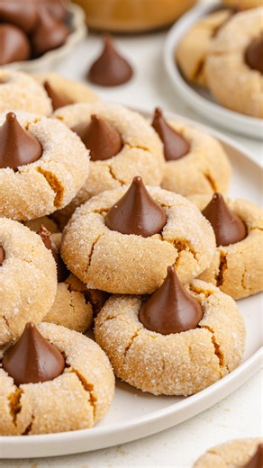 3.2K views | These blossoms taste like the ones I grew up with, but way easier. No creaming, less measuring, same delicious flavor. Comment “blossom” and I’ll DM you the recipe. Come back tomorrow for Day 5 of the Semi Homemade 12 days of Christmas Cookie Series. | Semi Homemade Kitchen | Facebook