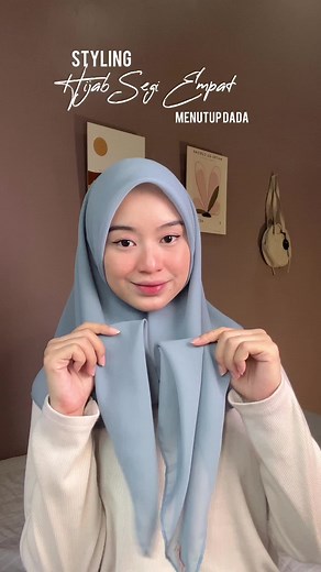 Tutorial Hijab Segi Empat Menutup Dada yang Elegan