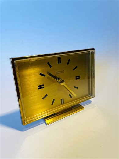 Small Kienzle | Table clock in brass
