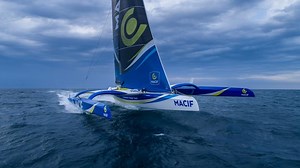The MACIF trimaran is awesome!