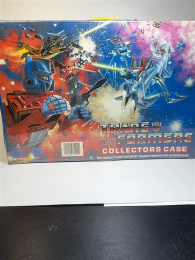 The Transformers Collectors Case from 1984! #transformers #80s #transformersg1 #retro#toys #collectorscase #transformingtoys #actionfigures #optimus prime #hasbro #collectables #transformingtoy