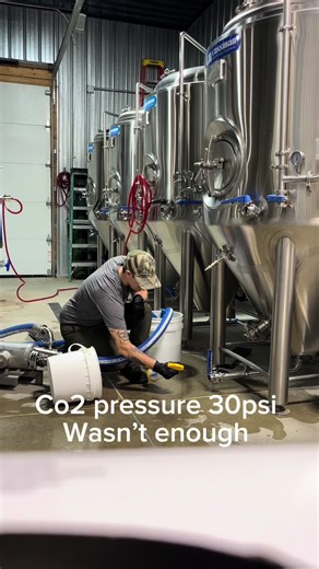 Niche brew content 👌 #hops How you recirculate hops is very important. Sometimes you encounter unexpected problems.