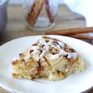 136K views · 39 reactions | NEW VIDEO >> Cinnamon Roll Cake - EASY,...