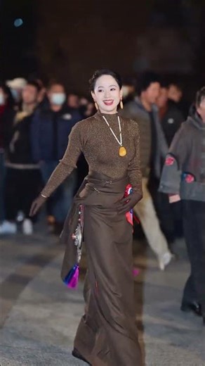 Wengmu Tibetan dance beauty 翁姆 藏族舞小姐姐好漂亮