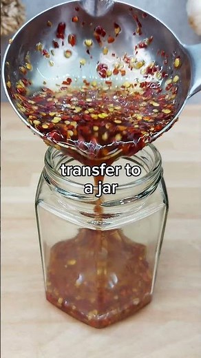 How To Make Spicy Honey At Home!