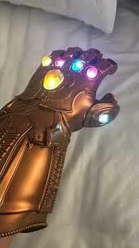 INFINITY GAUNTLET FINGER SNAP