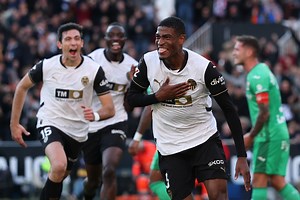 Inter enter race for Valencia defender linked with Milan, Juventus and RB Leipzig - Football Italia