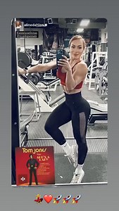 Anne Freitas IFBB PRO on Reels