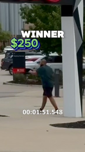 1.6K views · 26 reactions | Look at the top right corner of the video for a chance to win $50 via cash app ( first person to comment the right answer wins)( also don’t count the SAME person twice ) Where should the next BIG CASH DROP be? #toyatomusicfactory #winner #findthecashdallas #dallastexas #irving | Find The Cash Dallas | Facebook