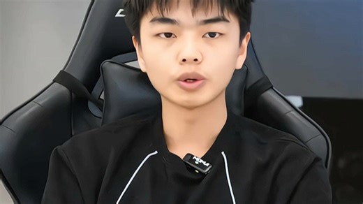 戴尔笔记本电脑，超轻便携 ，运行超流畅