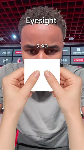 Nkunku: La estrella del fútbol en AC Milan