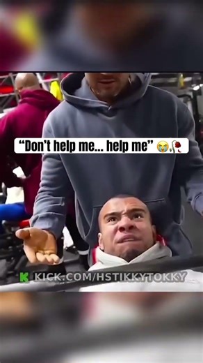 “Don’t help me… help me” 😭🥀