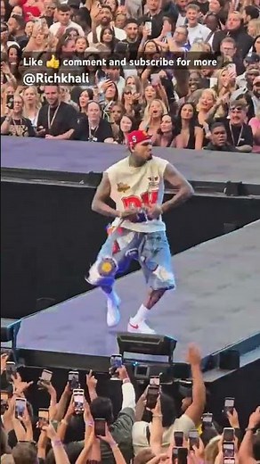 Chris Brown performs “Yeah 3X”❤️‍🔥 Live‪@ChrisBrownTV‬ #breezybowl #birmingham #teambreezy