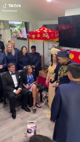 Authentic Vietnamese Tea Ceremony Experience