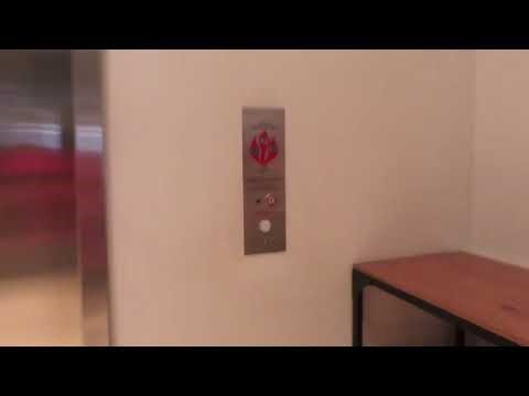 Mitsubishi Hydraulic Elevator At Bar Verde The Grove (With alpalJL)