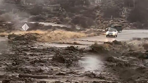 \nDeadly floods hit West as heavy snow moves East