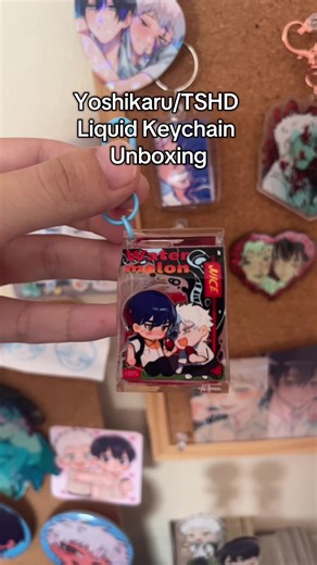 EKKK BEEN WAITING FOR THIS YOSHIKARU KEYCHAIN!! Made by branchii_ on Instagram! I was given early access to this item since it hasn’t been put on their shop and was only at a convention in the UK! Surprised it got here considering US tariffs!! But it did!! Yayayayy!!! Tags 🏷️: #tshd #yoshikaru #thesummerhikarudied
