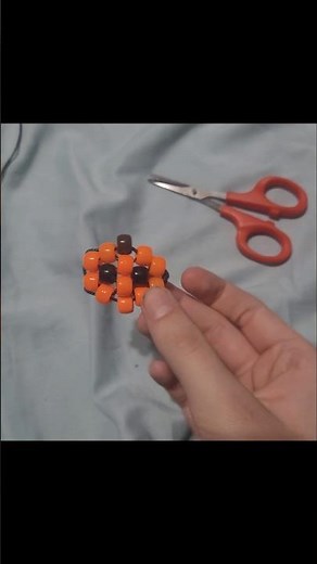 Round kandi pumpkin tutorial!! #kandi #tutorial