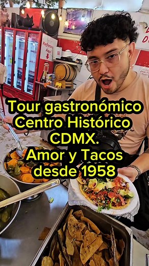 Gastronomic Tour of Amor y Tacos in Mexico City